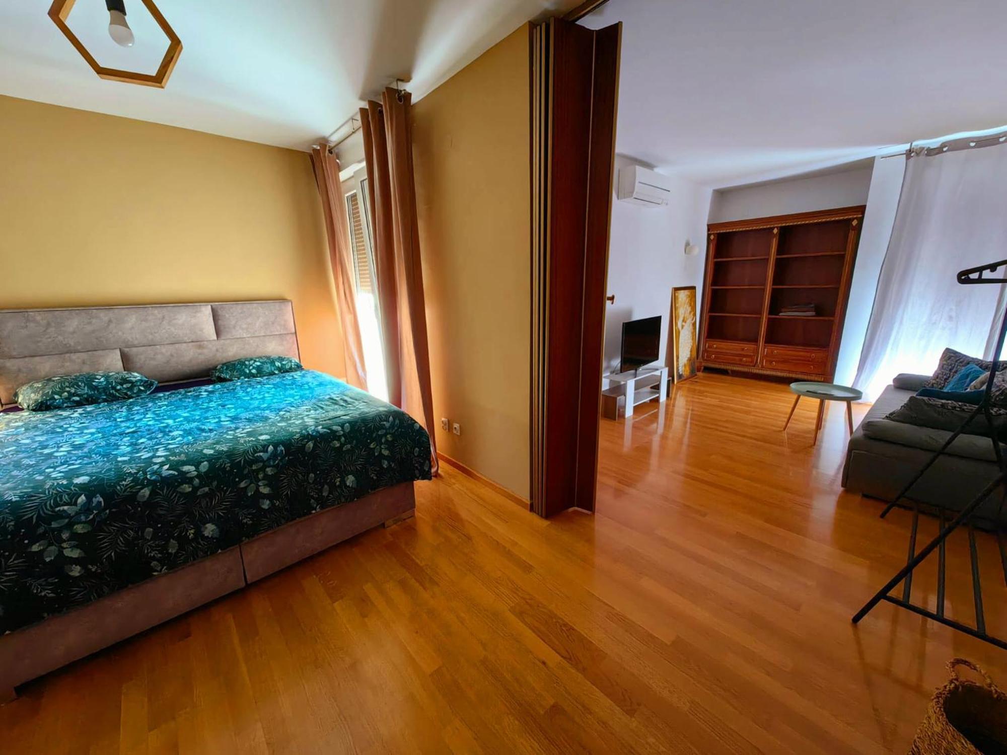 Apartment Beautiful Apartment, Close To